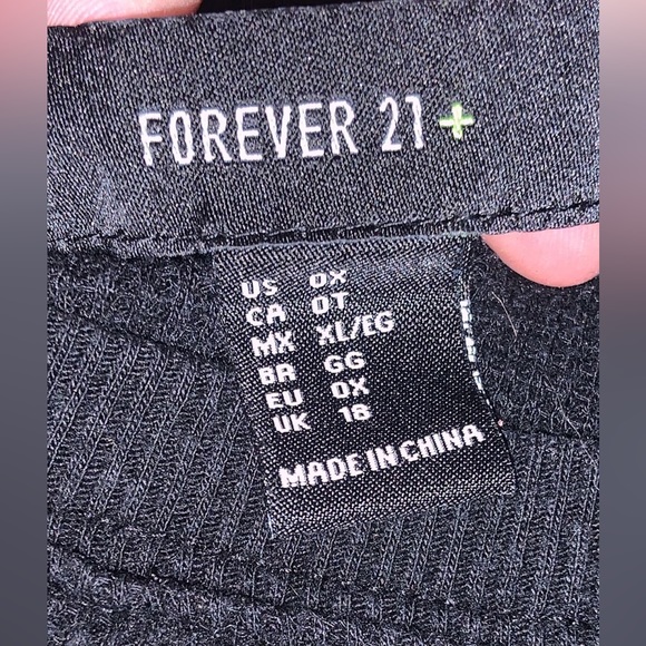 NWT VAN HALEN live 1982 long sleeve black graphic crop top size XL FOREVER 21! - Picture 3 of 3